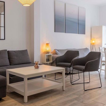 Apartamentos Los Remedios 세비야 외부 사진