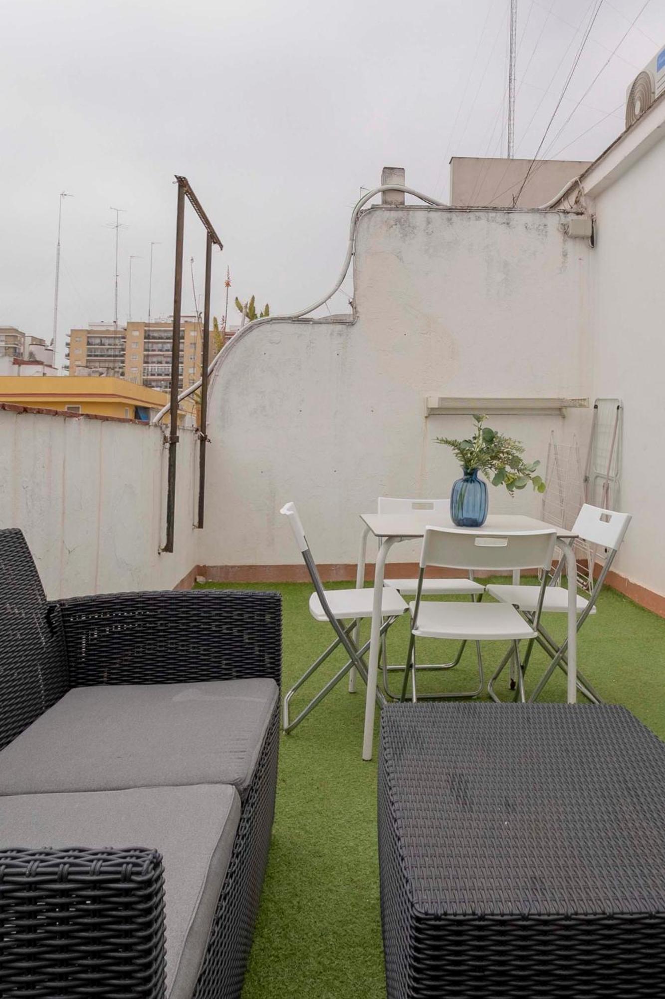 Apartamentos Los Remedios 세비야 외부 사진