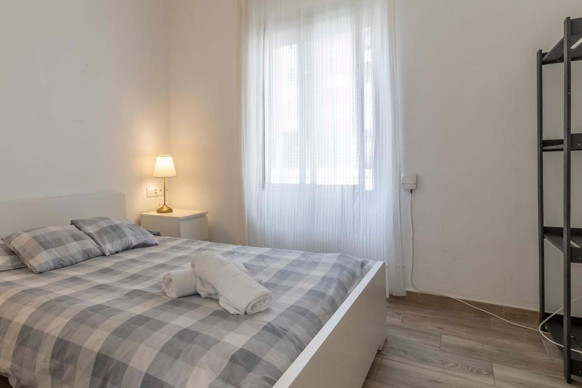 Apartamentos Los Remedios 세비야 외부 사진